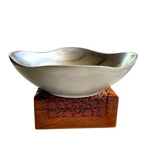 Vintage Wilton Pewter Serving Bowl. Square with Wavey Edge. 9" x 9" x 4"